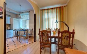 Apartments With Three Rooms On Shevchenko Blvd